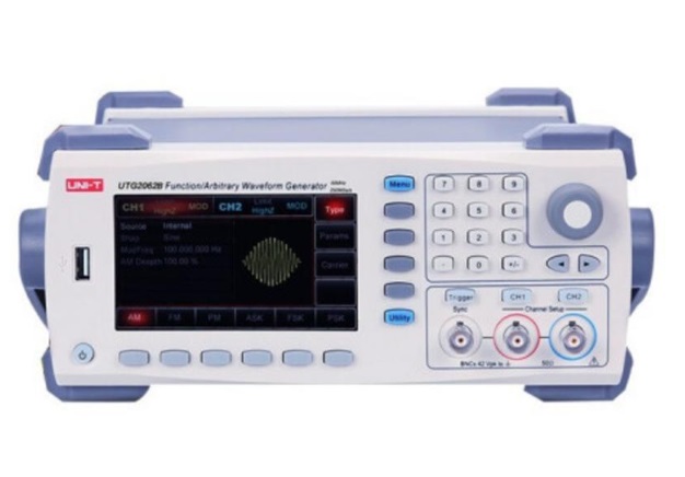 (UNI-T)  η UTG7122B