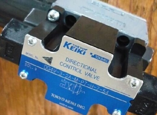 TOKIMECŷDG4V-5-33C-M-P7L-H-7-40-JA569Y